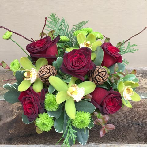 Rose City Holiday Flower Bouquet