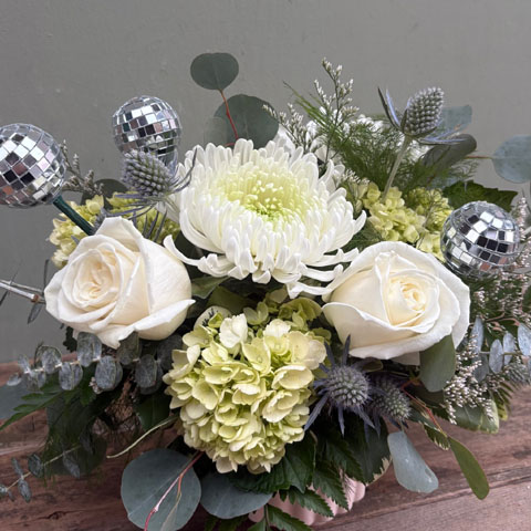 Fremont Winter Flower Bouquet (image for) Fremont Winter Flower Bouquet